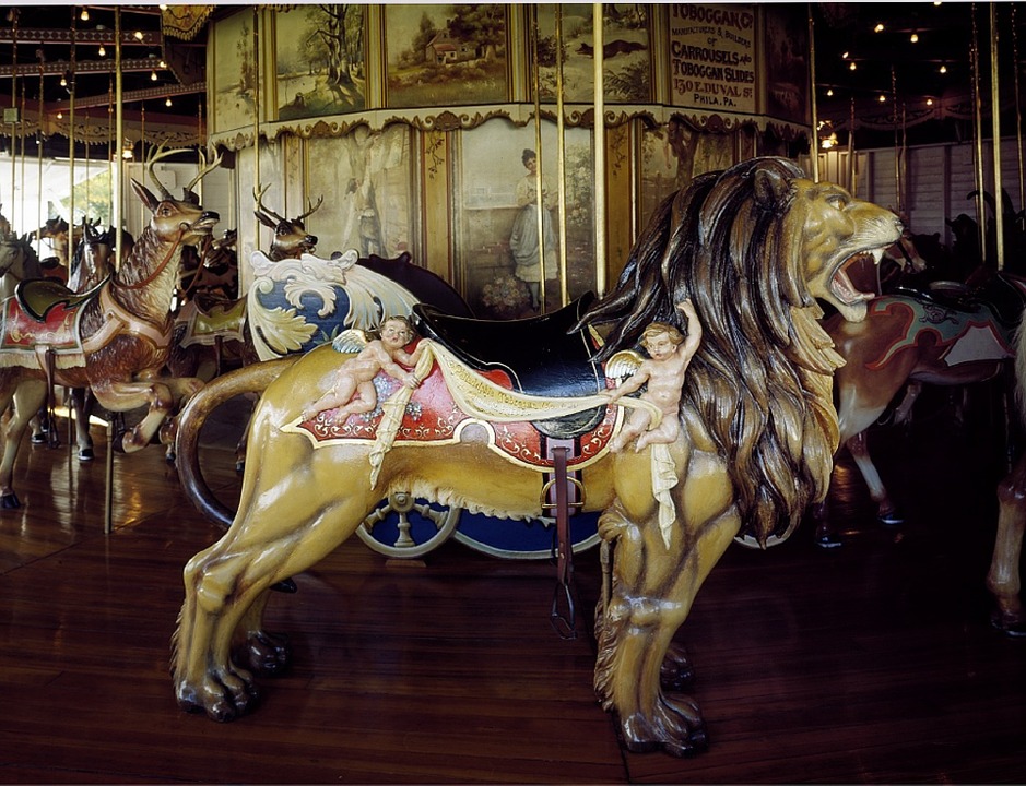 10 Best Carousels in the USA - The Weekend Guide